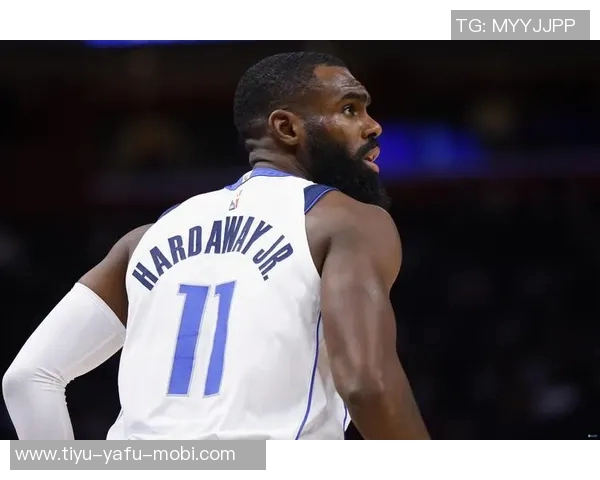 库里在奥兰多客场穿哈达威蓝喷引发球迷热议乱穿鞋时代来临